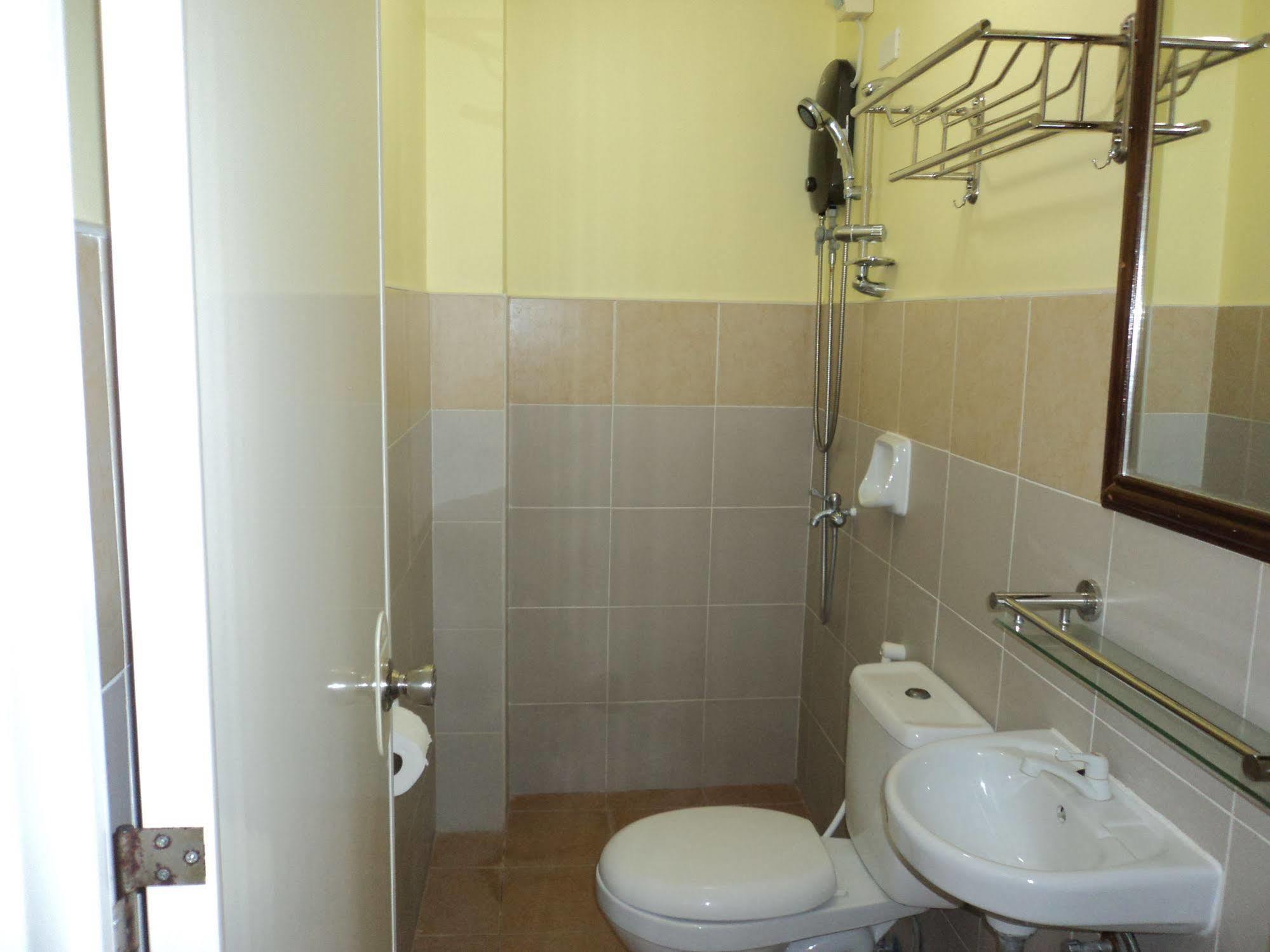 Greenfields Tourist Inn Панглао Экстерьер фото